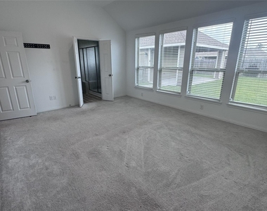 15746 Harding Bend Drive - Photo Thumbnail 5