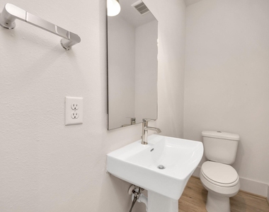 1042 Homer Street - Photo Thumbnail 20
