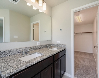 14375 N Summerchase Circle - Photo Thumbnail 14