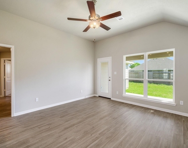 14375 N Summerchase Circle - Photo Thumbnail 8