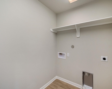14375 N Summerchase Circle - Photo Thumbnail 9