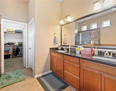 2523 Warkworth Lane - Photo Thumbnail 14