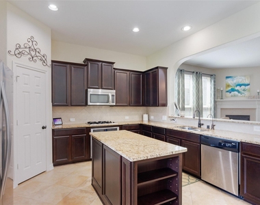 19826 Summit Crest Court - Photo Thumbnail 14