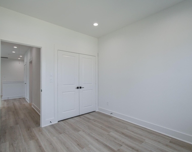 4425 Providence Street - Photo Thumbnail 22