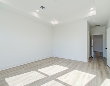 4425 Providence Street - Photo Thumbnail 29