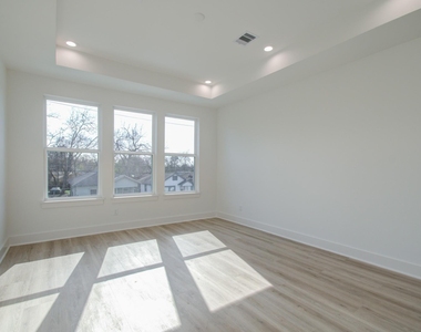 4425 Providence Street - Photo Thumbnail 27
