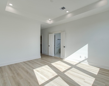 4425 Providence Street - Photo Thumbnail 28