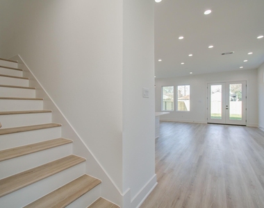 4425 Providence Street - Photo Thumbnail 15