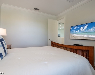 28243 Altessa Way - Photo Thumbnail 20