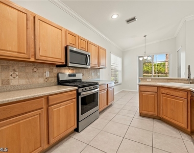 17929 Modena Road - Photo Thumbnail 3