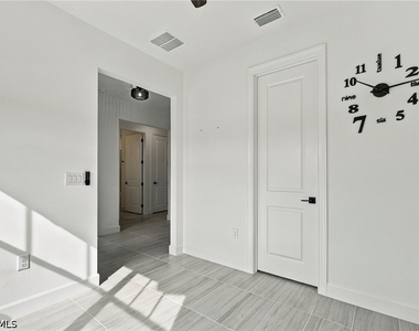 15522 Olympic Court - Photo Thumbnail 31