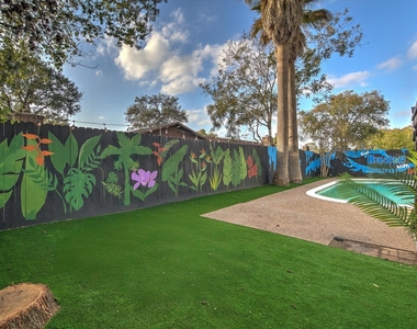 7310 Corta Calle Drive - Photo Thumbnail 49