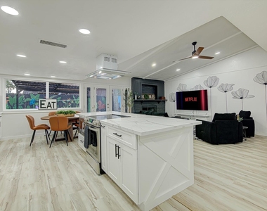 7310 Corta Calle Drive - Photo Thumbnail 7