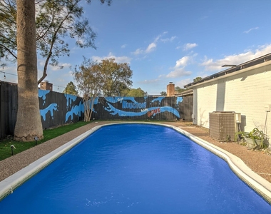 7310 Corta Calle Drive - Photo Thumbnail 44