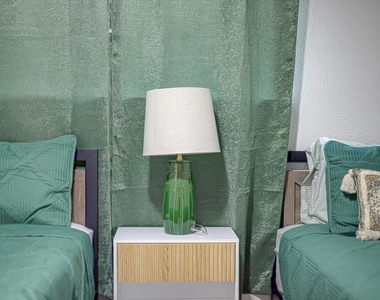 7310 Corta Calle Drive - Photo Thumbnail 39