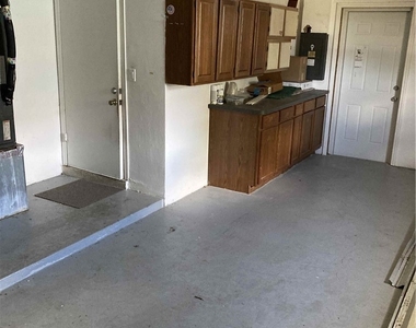 724 Sesame Court - Photo Thumbnail 11