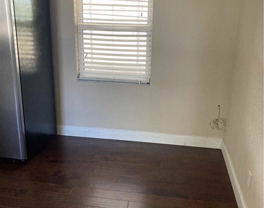 724 Sesame Court - Photo Thumbnail 6