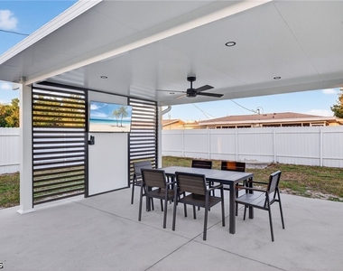 4831 Tudor Drive - Photo Thumbnail 9