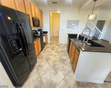 11907 Nalda Street - Photo Thumbnail 6