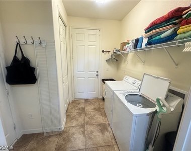 11907 Nalda Street - Photo Thumbnail 7