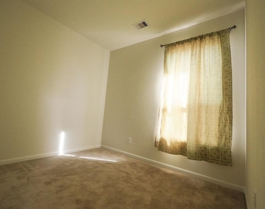 4426 S Vineyard Meadow Lane - Photo Thumbnail 14