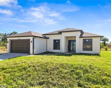 2803 44th Street Sw - Photo Thumbnail 1