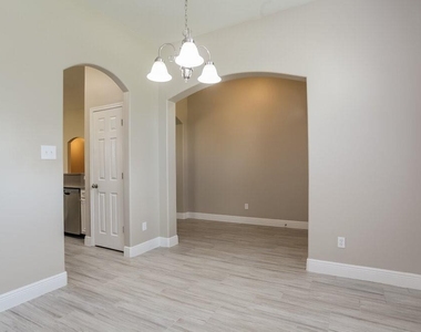 25235 Clover Ranch Drive - Photo Thumbnail 4