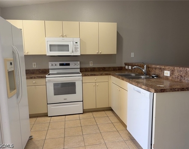 4535 26th Street Sw - Photo Thumbnail 1