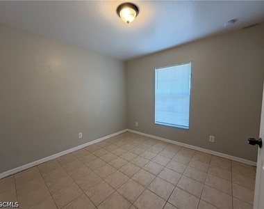 4535 26th Street Sw - Photo Thumbnail 9