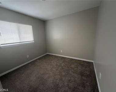 704 Gilbert Avenue S - Photo Thumbnail 1