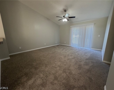 704 Gilbert Avenue S - Photo Thumbnail 8