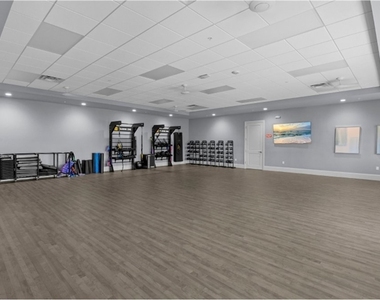 14271 Heritage Landing Boulevard - Photo Thumbnail 27