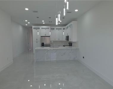 322/324 Poplar Street - Photo Thumbnail 6