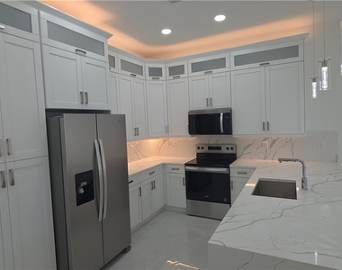 322/324 Poplar Street - Photo Thumbnail 4
