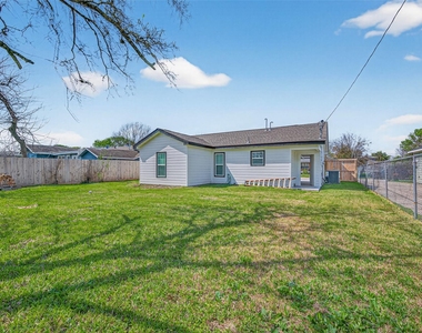 2202 Alabama Street - Photo Thumbnail 31