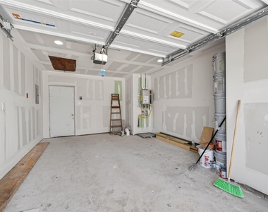 2202 Alabama Street - Photo Thumbnail 29