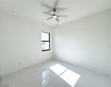 477 Rayford Street - Photo Thumbnail 18