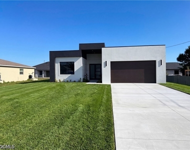477 Rayford Street - Photo Thumbnail 2