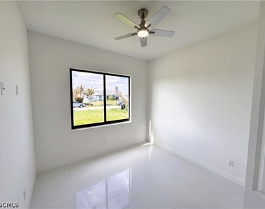 477 Rayford Street - Photo Thumbnail 8