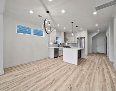 3322 Delhi Street - Photo Thumbnail 6