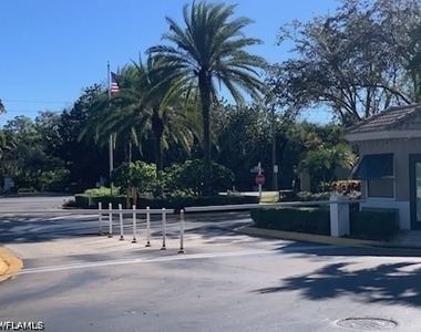 306 Emerald Bay Circle - Photo Thumbnail 20