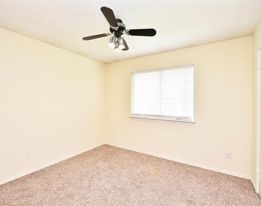 3522 Pecan Point Drive - Photo Thumbnail 15