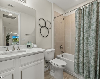 14680 Edgewater Circle - Photo Thumbnail 16