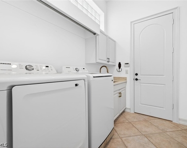 3296 Lookout Lane - Photo Thumbnail 23