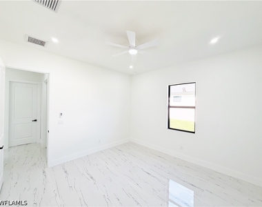 2607 49th Street W - Photo Thumbnail 27