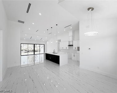 2607 49th Street W - Photo Thumbnail 1