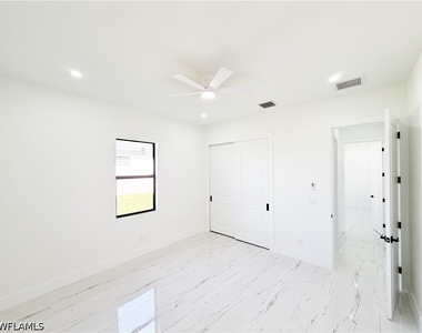 2607 49th Street W - Photo Thumbnail 29