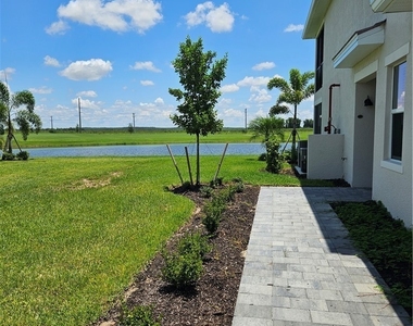6044 Ellerston Way - Photo Thumbnail 3