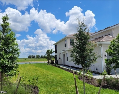 6044 Ellerston Way - Photo Thumbnail 2