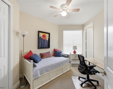 9243 Tesoro Lane - Photo Thumbnail 19